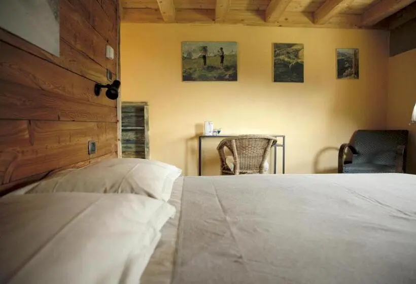 اتاق استاندارد, La Casa Di Paglia B&b