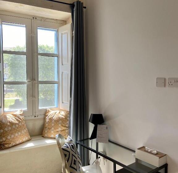 اتاق استاندارد با چشمانداز, Nelli S B&b