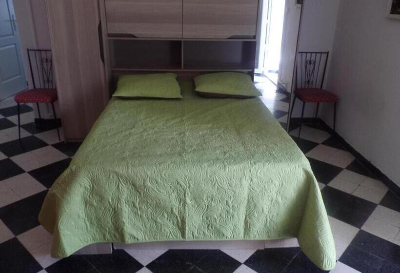 テラス付きスタンダードルーム, Auberge Des Garrigues