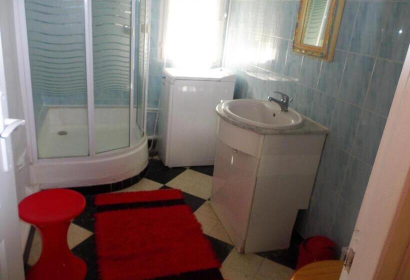 テラス付きスタンダードルーム, Auberge Des Garrigues