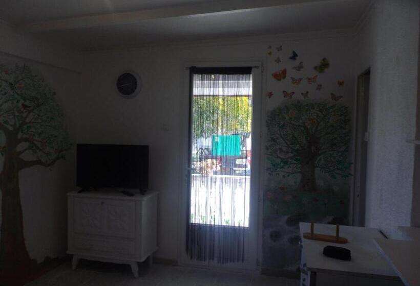 身障者適用シングルルーム, Auberge Des Garrigues