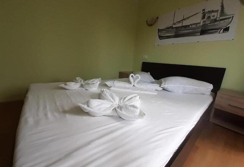 Номер Стандарт, Delta Ca Odinioara