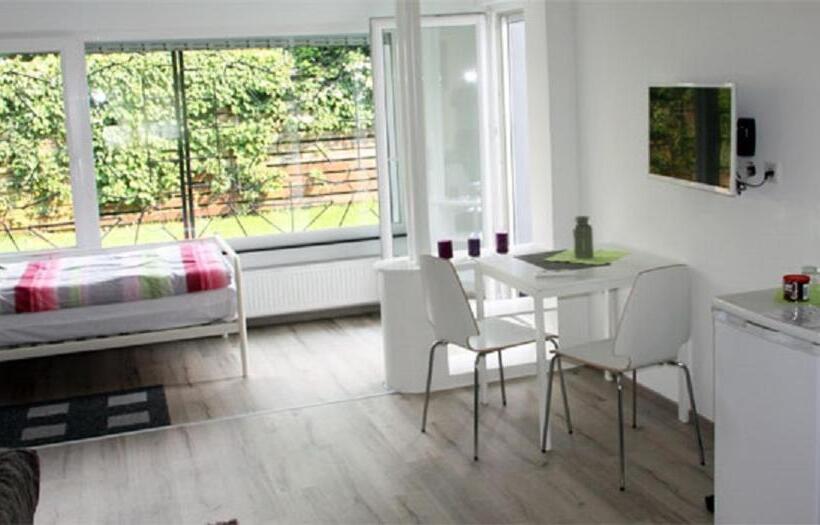 家庭间, Gästehaus Am Hattinger Rathaus