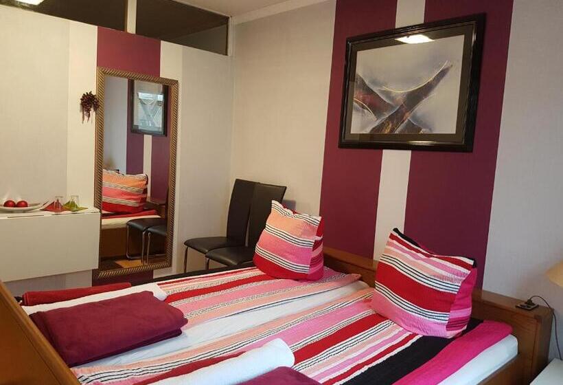 Quarto Estandar, Zur Traube