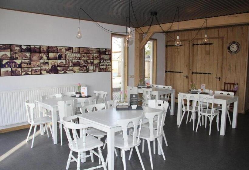 ガーデンビュースタンダードルーム, Hof Van Donzel