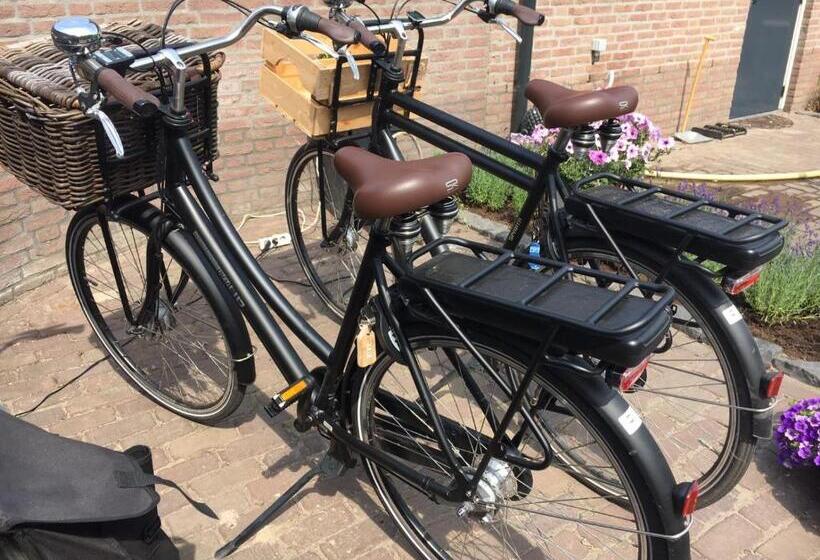 ガーデンビュースタンダードルーム, Hof Van Donzel