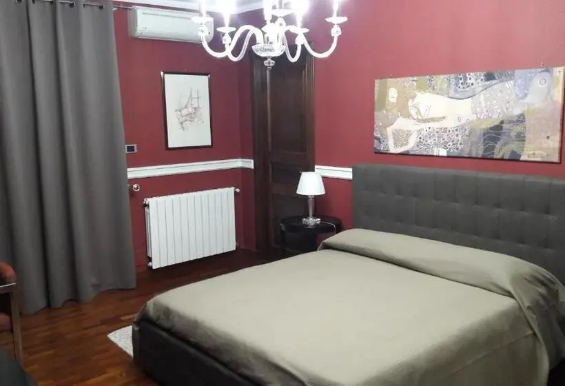 Standard Kolmen Hengen Huone, La Suite Del Vulcano