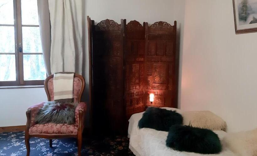 Номер Стандарт Трехместный, Manoir De La Peignie