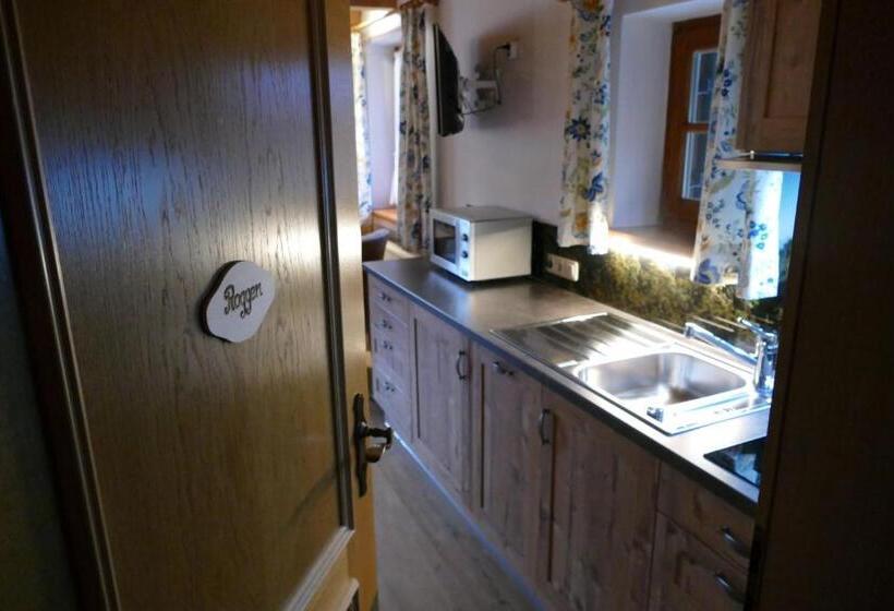 דירה בת חדר שינה 1 עם מרפסת, Plenkhof