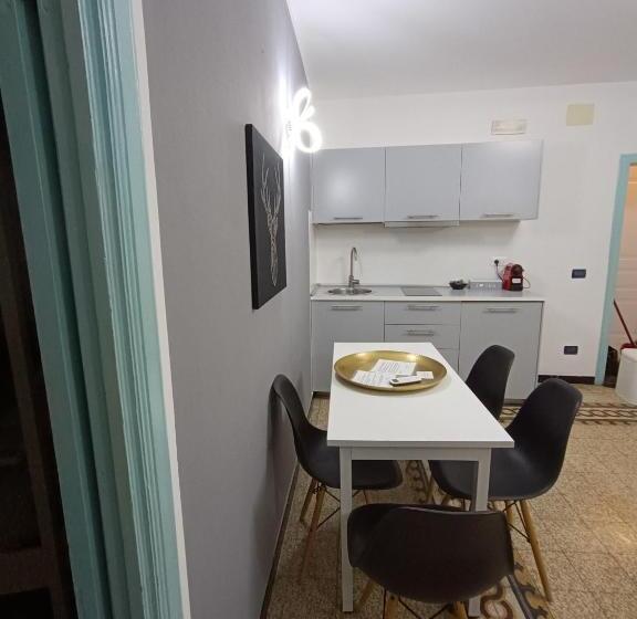 شقة غرفة واحدة, Ines Apartment