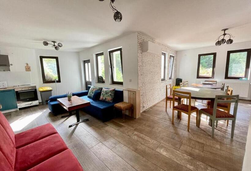 منزل 4 غرف نوم, Kassandrova Guest House & Spa