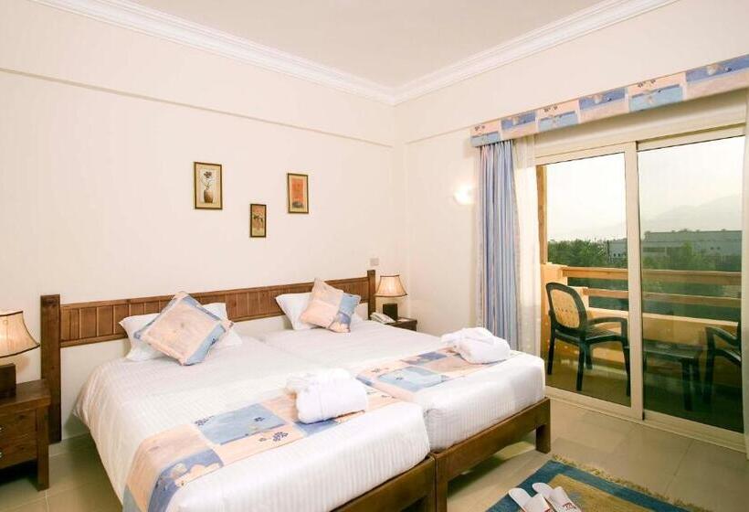 سوییت جونیور, 4s Hotel Dahab