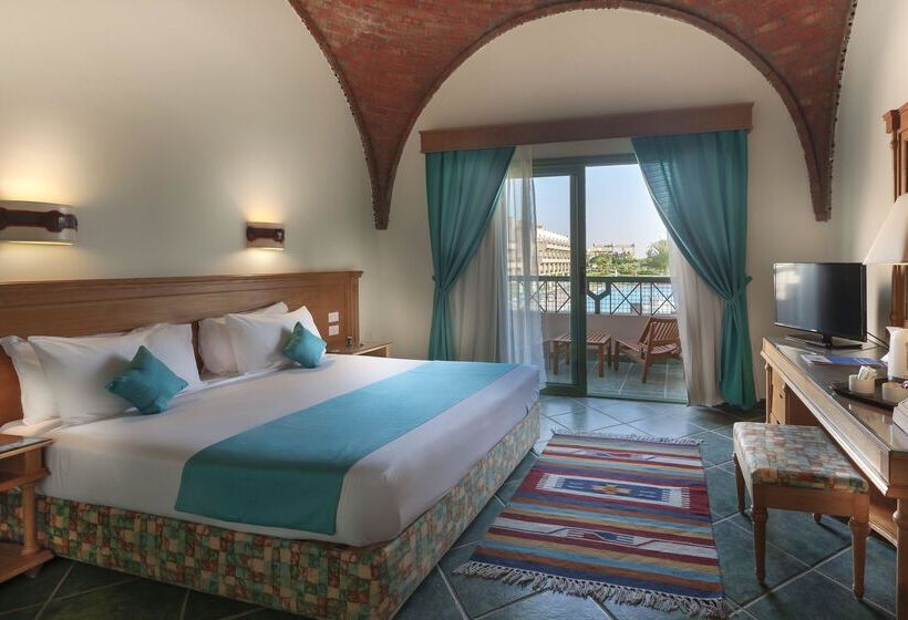 اتاق خانوادگی, Akassia Swiss Resort