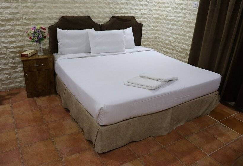 Номер Стандарт Трехместный, Al Alya Hotel Rooms And Suites