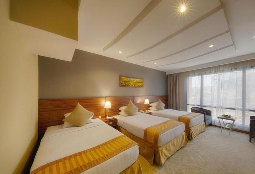 景色の見えるトリプルスタンダードルーム, Al Safwah Orchid