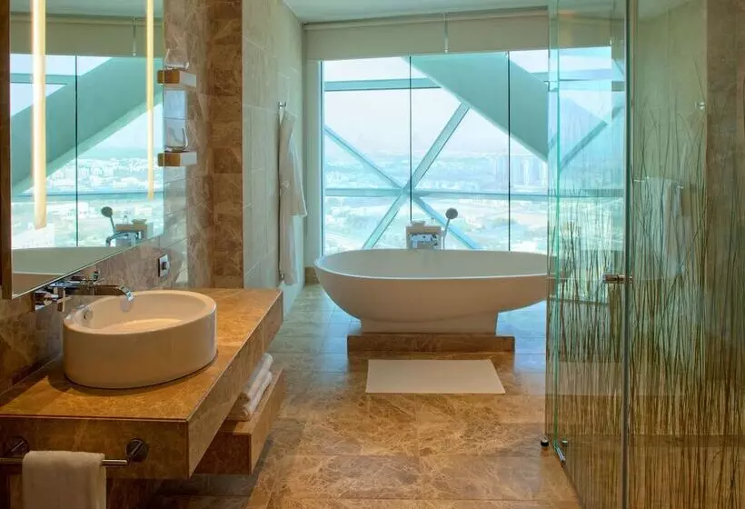 デラックスルーム, Andaz Capital Gate Abu Dhabi, By Hyatt