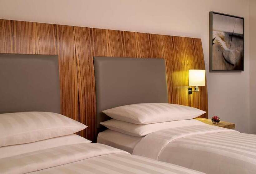 Номер Стандарт, Andaz Capital Gate Abu Dhabi, By Hyatt