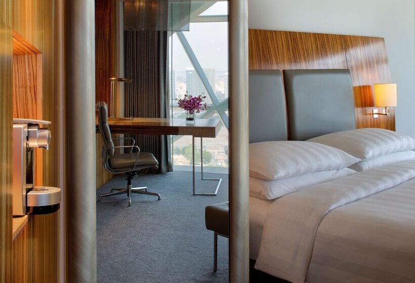 Номер Deluxe, Andaz Capital Gate Abu Dhabi, By Hyatt