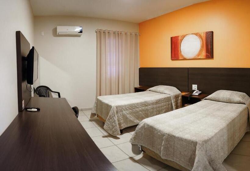 Номер Deluxe, Attiê Park