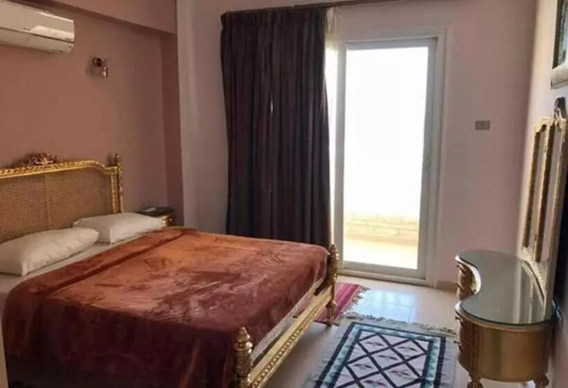 Deluxe Suite King Bed, Dahab