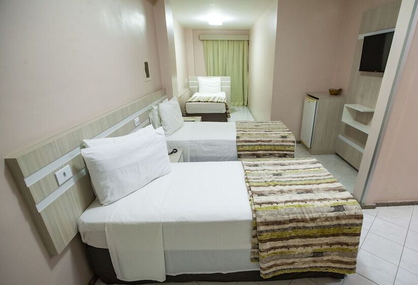 غرفة قياسية ثلاثية, Del Canto