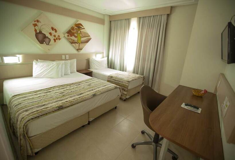 غرفة بريميوم ثلاثية, Del Canto