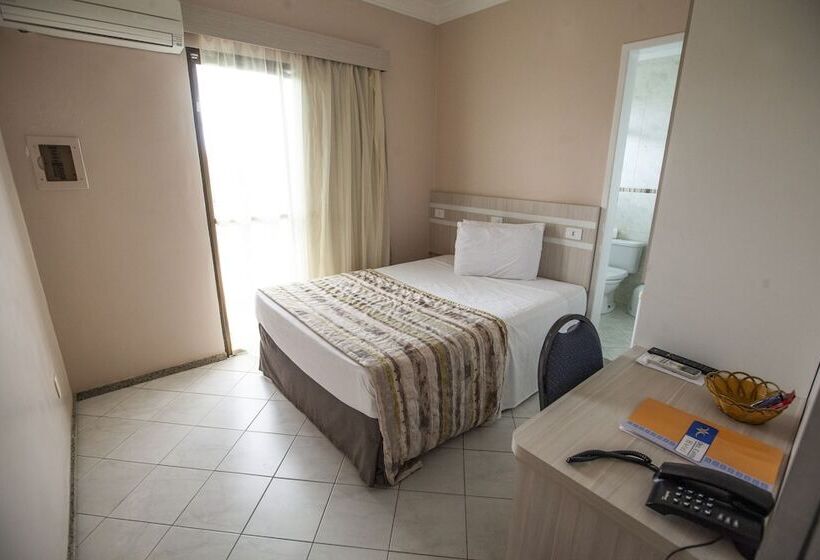 غرفة قياسية فردية, Del Canto