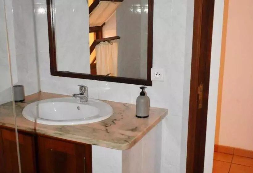 اتاق استاندارد با بالکن, Guest House Orquidea