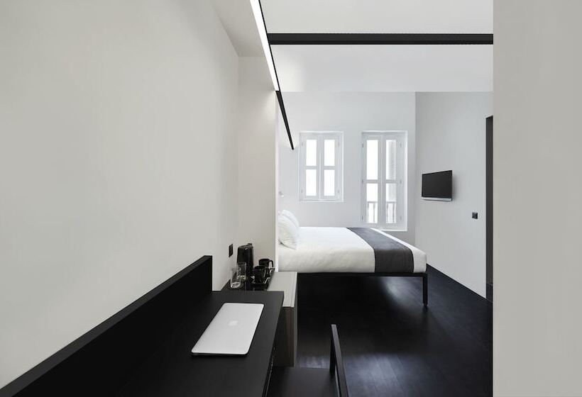 اتاق لوکس, Mono