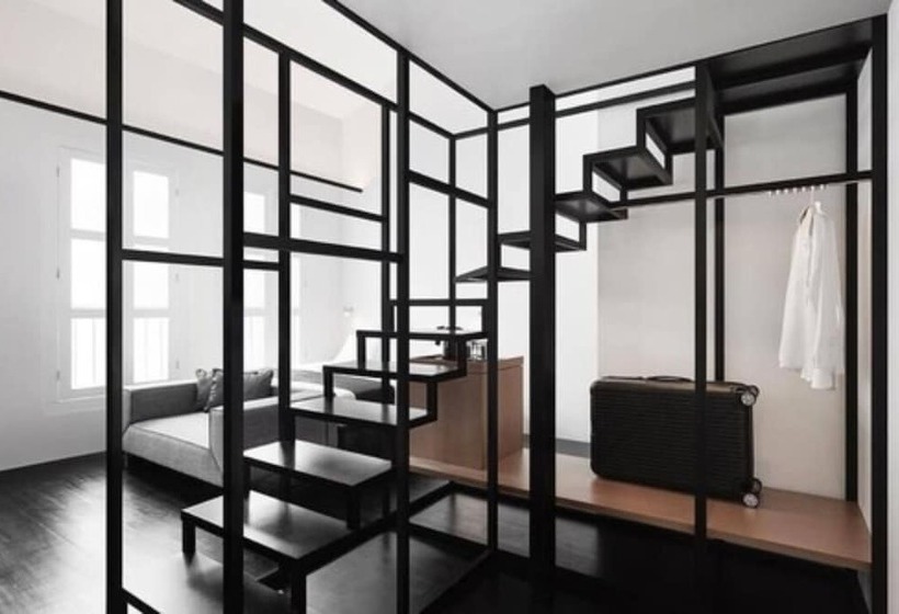 اتاق استاندارد, Mono