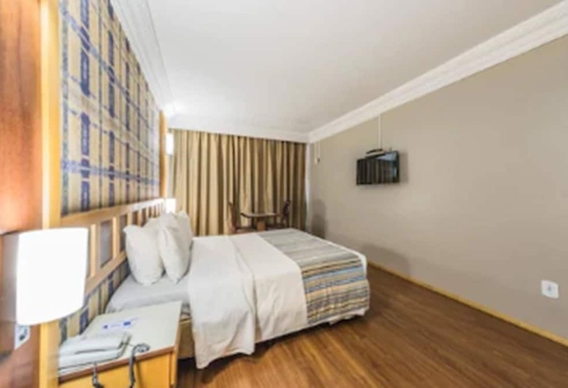 Номер Deluxe, Monumental Bittar