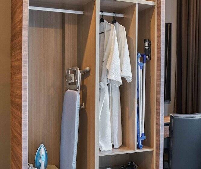 آپارتمان پریمیوم 1 خوابه, Orchard Grand Court