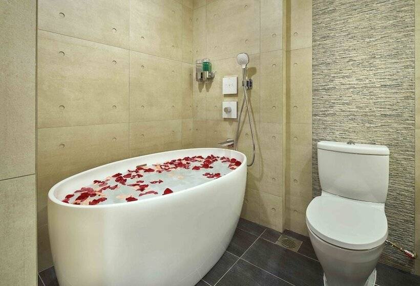 آپارتمان 2 خوابه, Orchard Grand Court