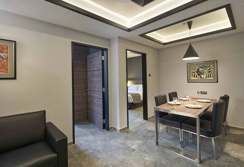 آپارتمان 2 خوابه, Orchard Grand Court