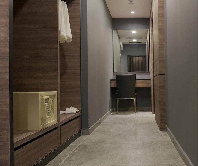 آپارتمان 2 خوابه, Orchard Grand Court