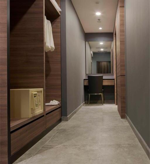 آپارتمان 2 خوابه, Orchard Grand Court