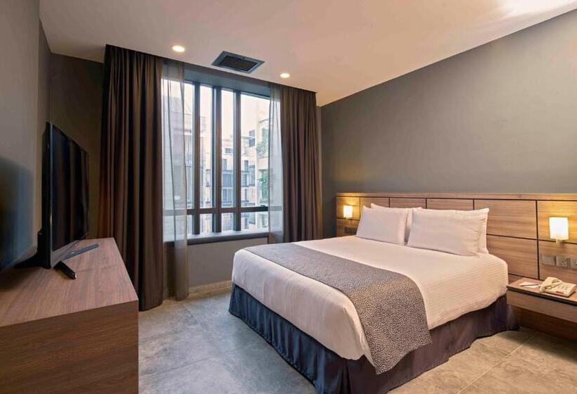 آپارتمان 2 خوابه, Orchard Grand Court