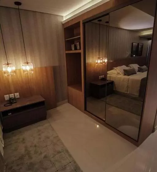 اتاق سوپریور, Oscar Hotel Executive