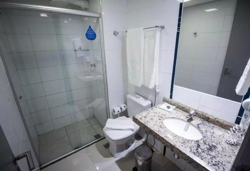 اتاق استاندارد سه نفره, Oscar Hotel Executive