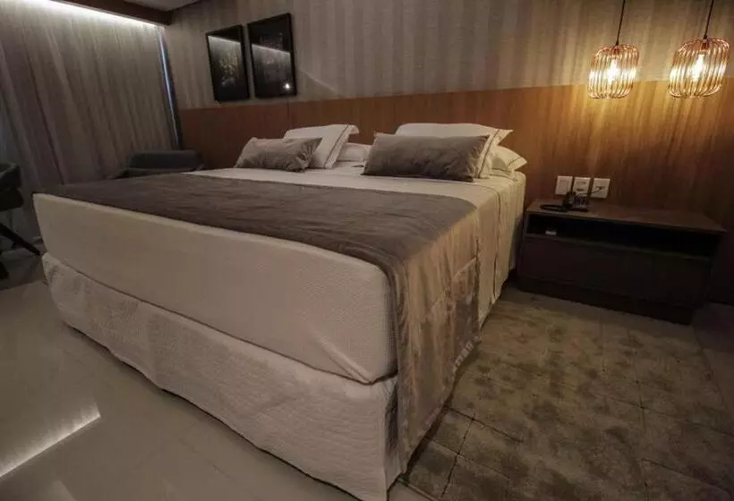 اتاق سوپریور, Oscar Hotel Executive