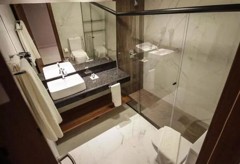 اتاق سوپریور, Oscar Hotel Executive