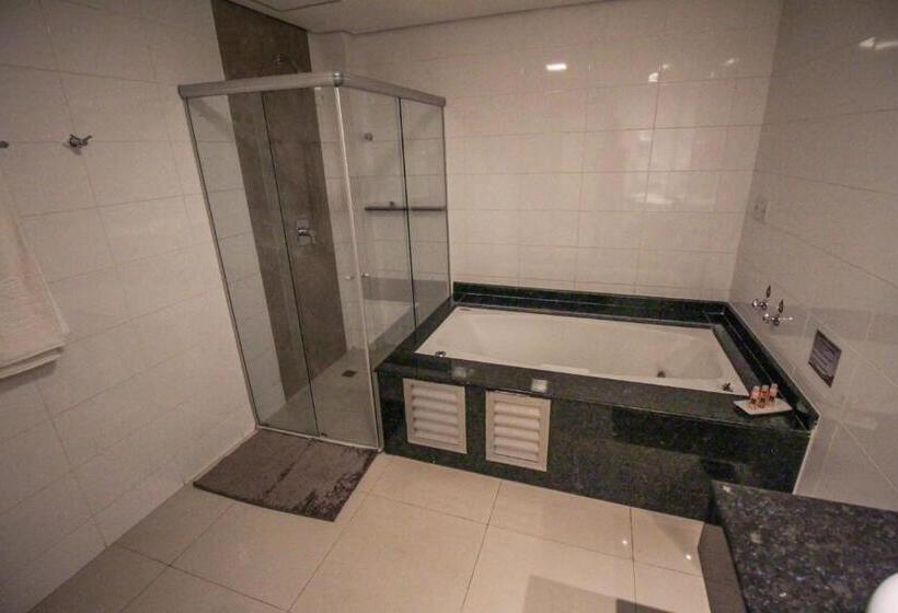 豪华套房, Oscar Hotel Executive