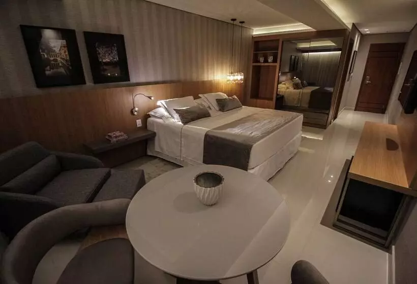 اتاق سوپریور, Oscar Hotel Executive