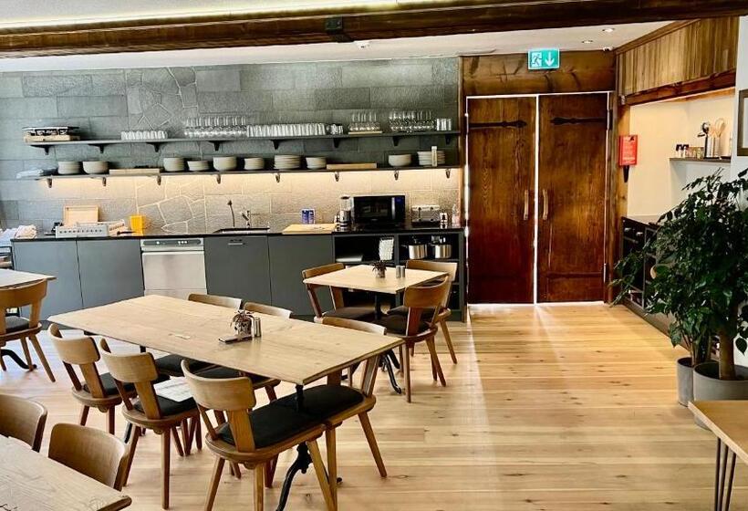 Номер Стандарт, Spannort Family Home With Common Kitchen And Self Check In