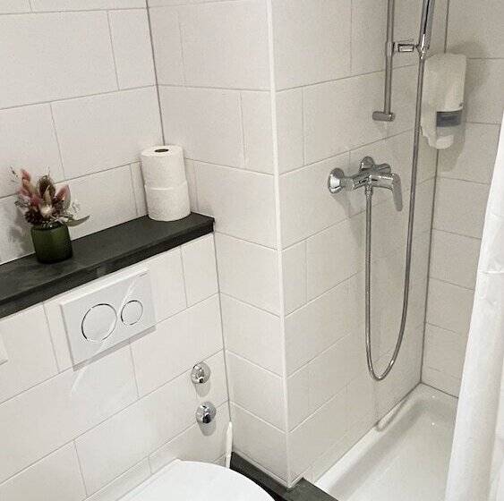 Номер Стандарт, Spannort Family Home With Common Kitchen And Self Check In