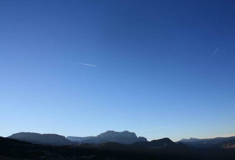 Апартаменты 1 Спальня с Видом, Tschott Hof