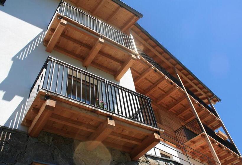 Апартаменты 1 Спальня с Видом, Tschott Hof