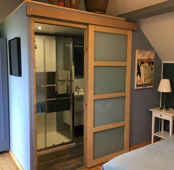 Номер Стандарт, La Niche