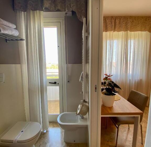 اتاق استاندارد, A Due Passi B&b