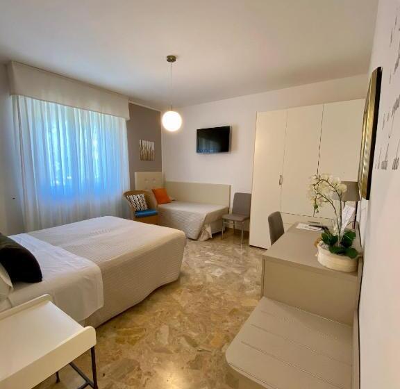 اتاق استاندارد سه نفره, A Due Passi B&b